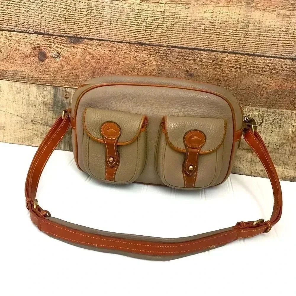 Vintage Dooney and Bourke purse
